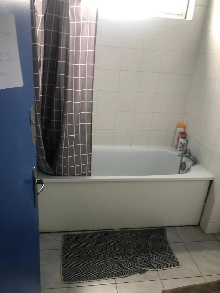 Séjour chez l'habitant A 20 Minutes De Paris *