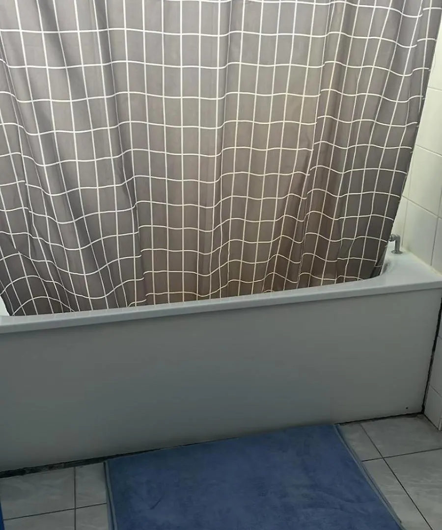 Homestay A 20 Minutes De Paris Sarcelles