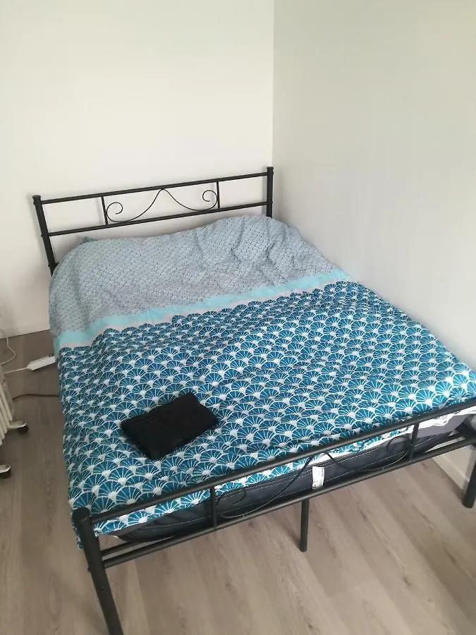 A 20 Minutes De Paris Homestay
